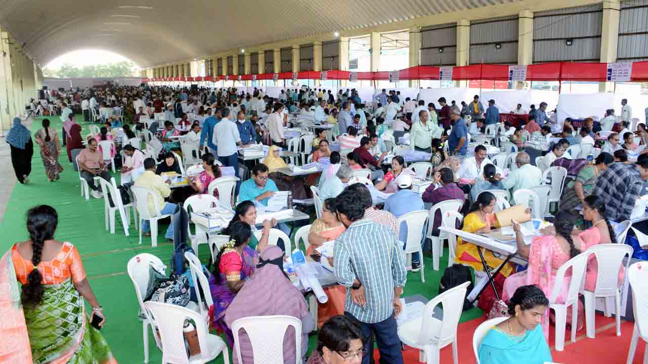 నేడే పోలింగ్