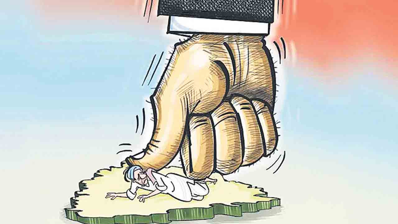 చేతితో చేటు