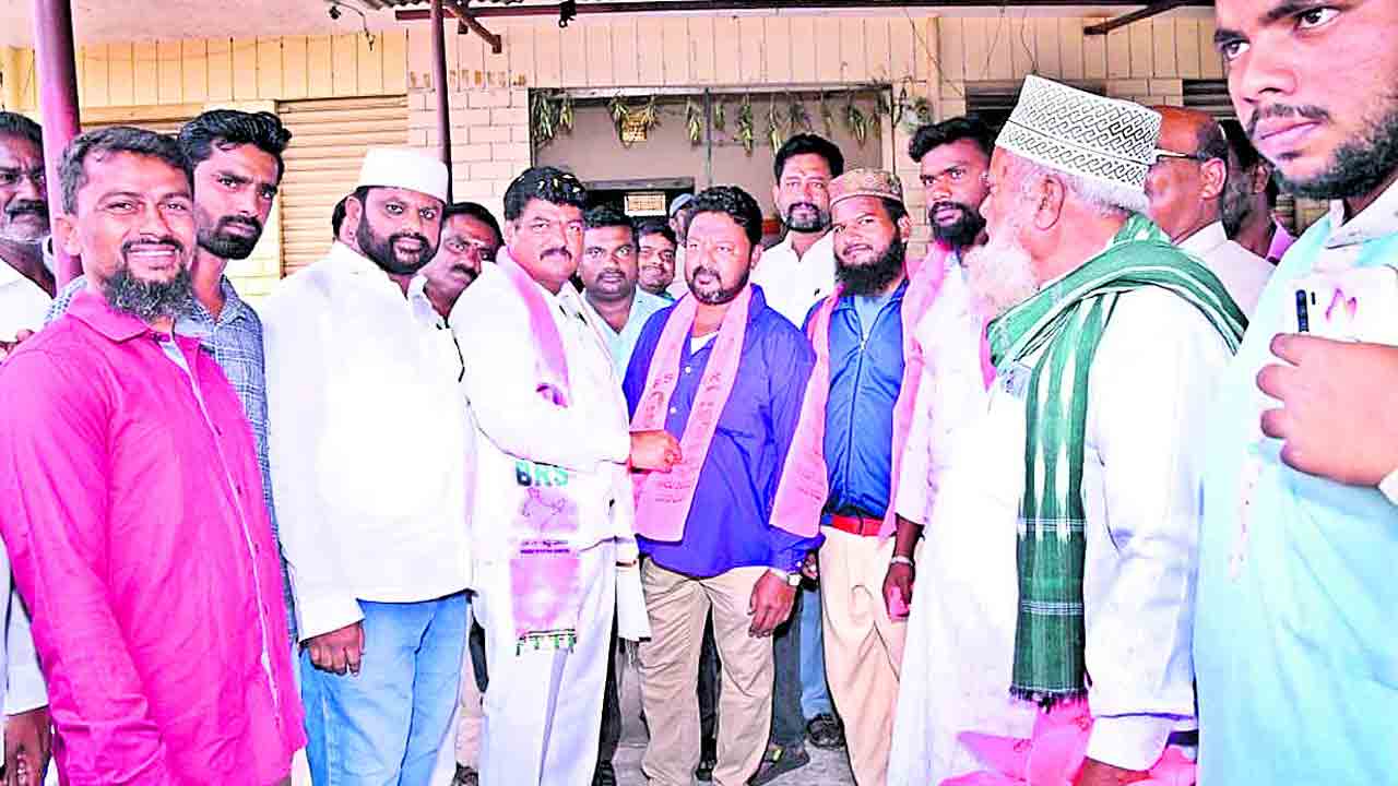 ఆశీర్వదించండి.. అండగా నిలుస్తా