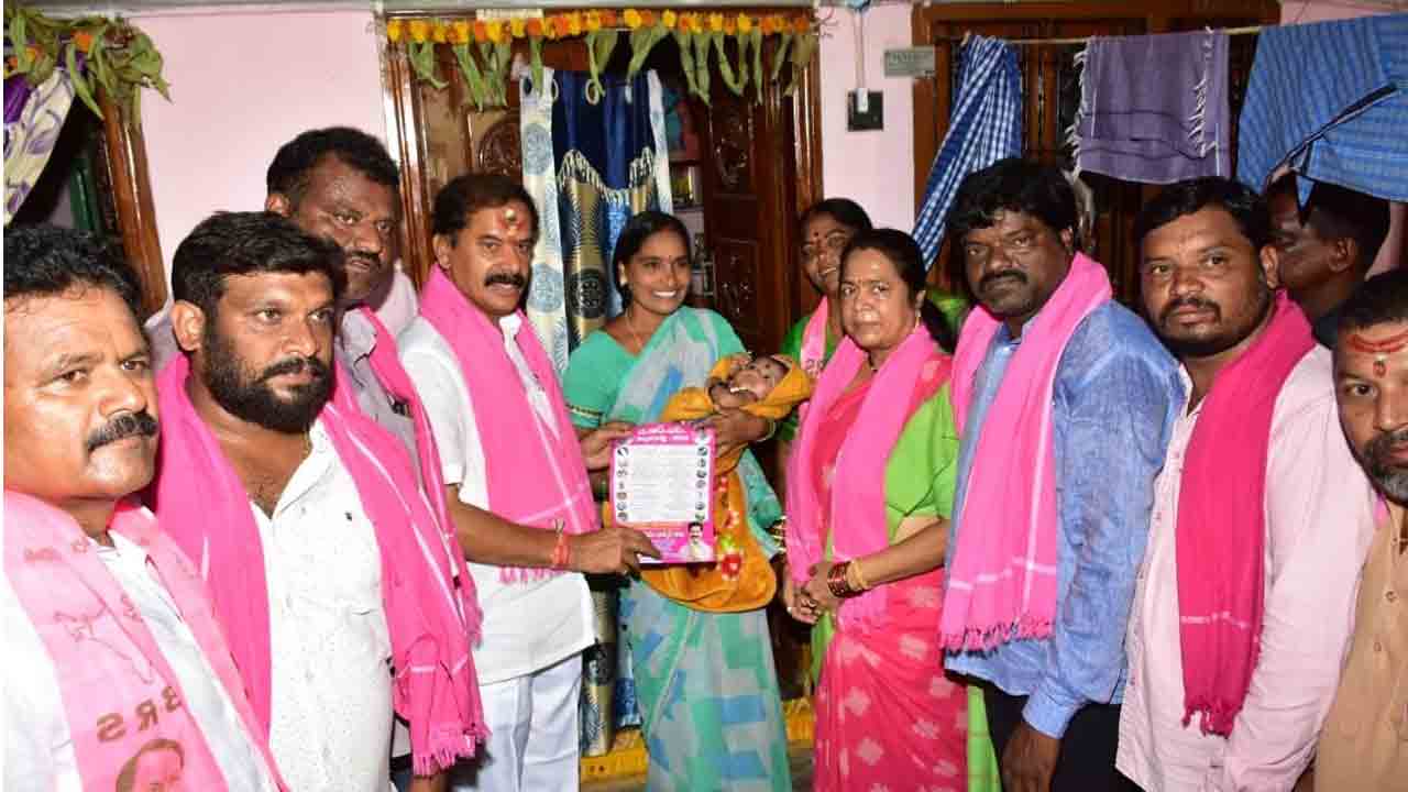 మ్యానిఫెస్టోలో లేని పథకాలూ అందించాం