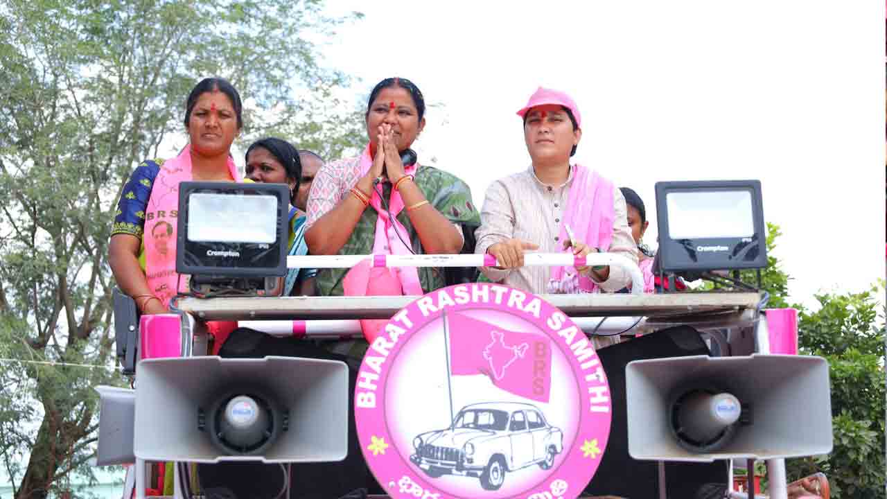 మీ ఇంటి ఆడబిడ్డగా.. నన్ను ఆశీర్వదించండి
