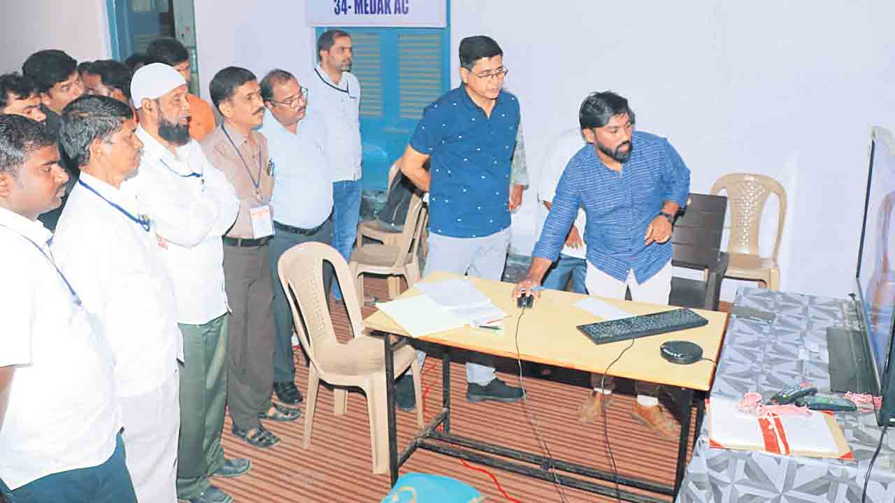 వ్యయ వివరాలు నమోదుచేయాలి