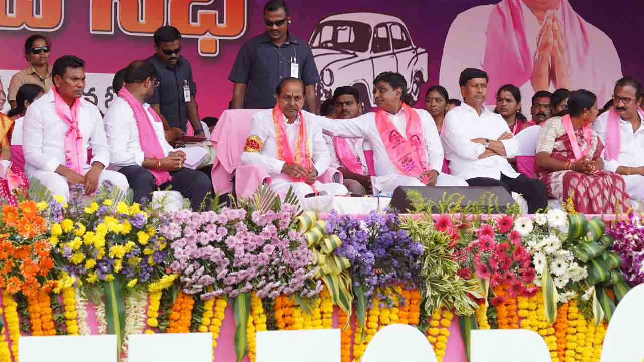 సింగరేణి గడ్డపై గులాబీ జెండా ఎగరాలె..