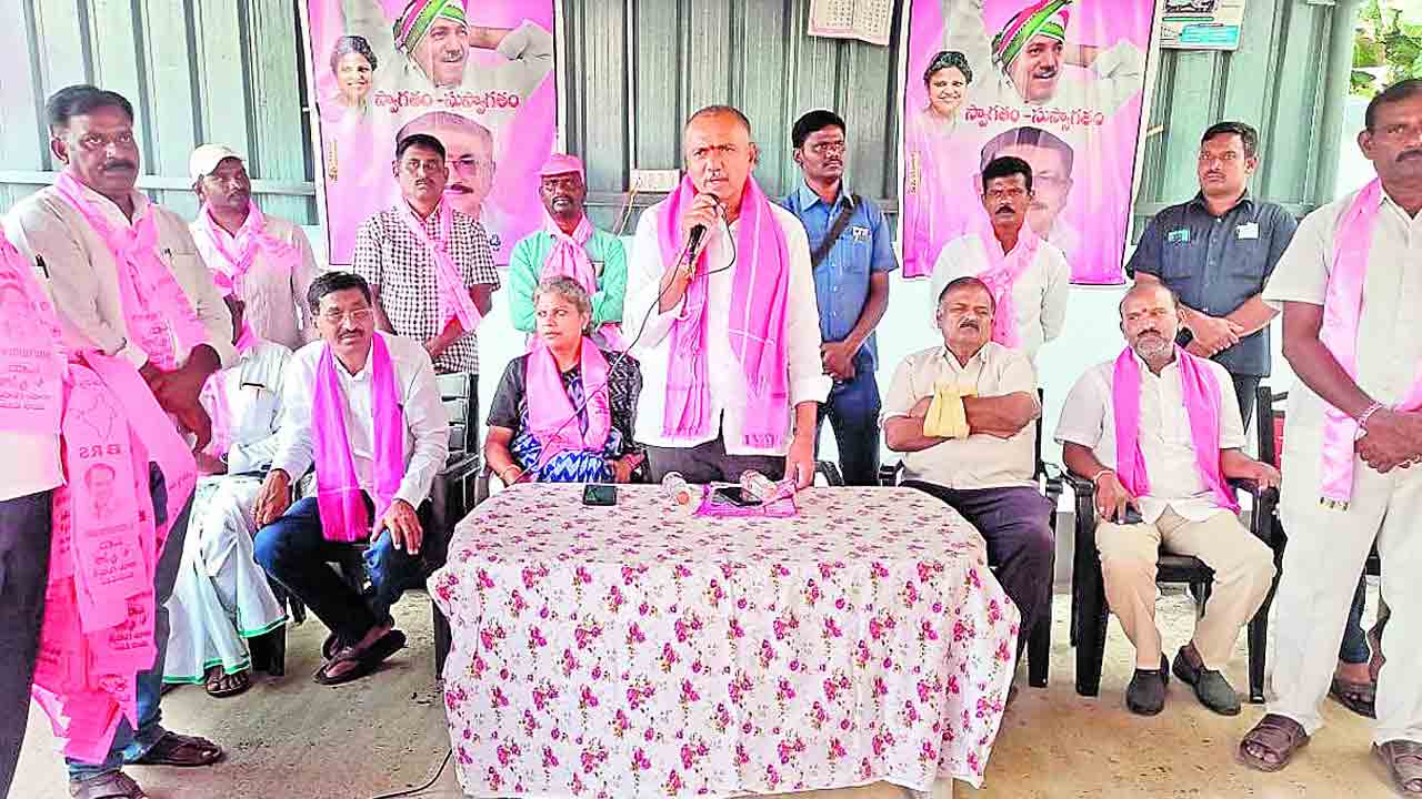 కాంగ్రెస్కు ఓటేస్తే అధోగతే..