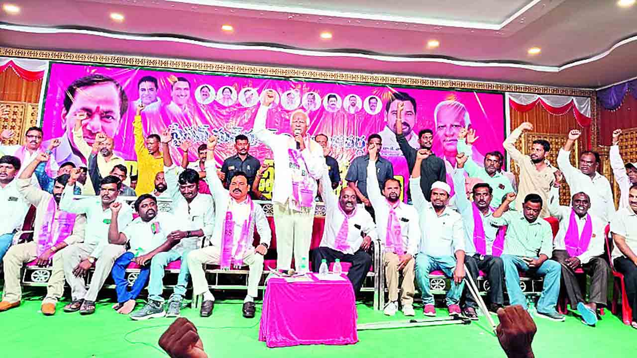 దివ్యాంగుల ఆత్మగౌరవాన్ని పెంచిన సీఎం కేసీఆర్‌