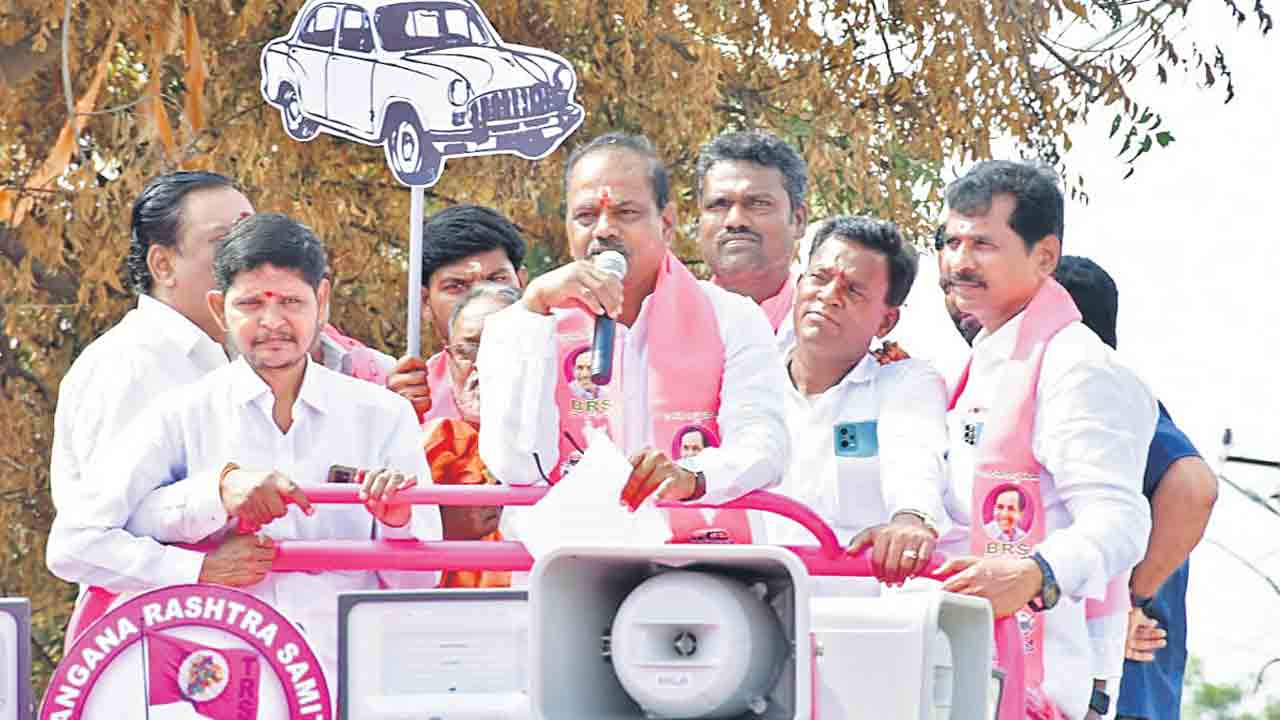 కాంగ్రెస్‌కు ఓటేస్తే చీకట్లే