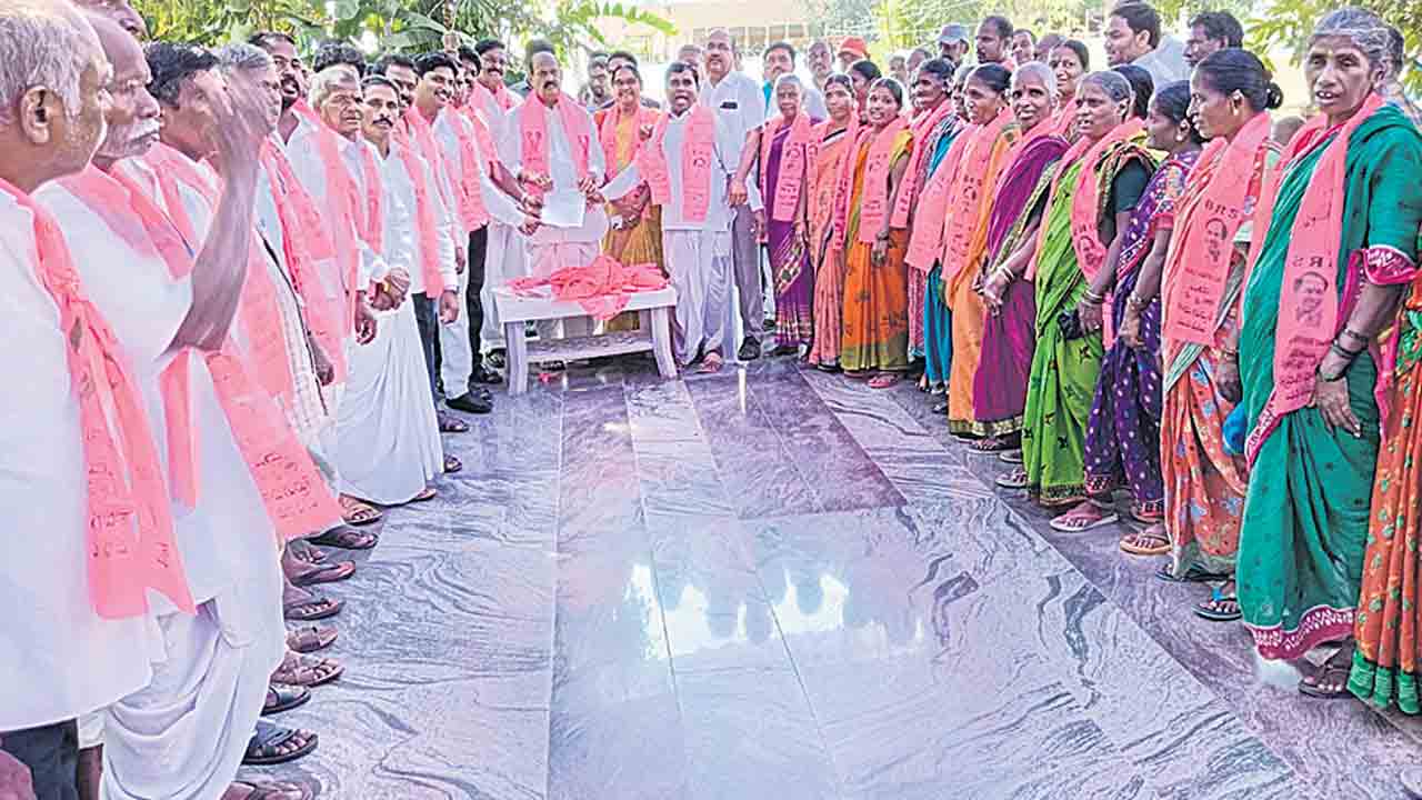 వెల్లువలా మద్దతు