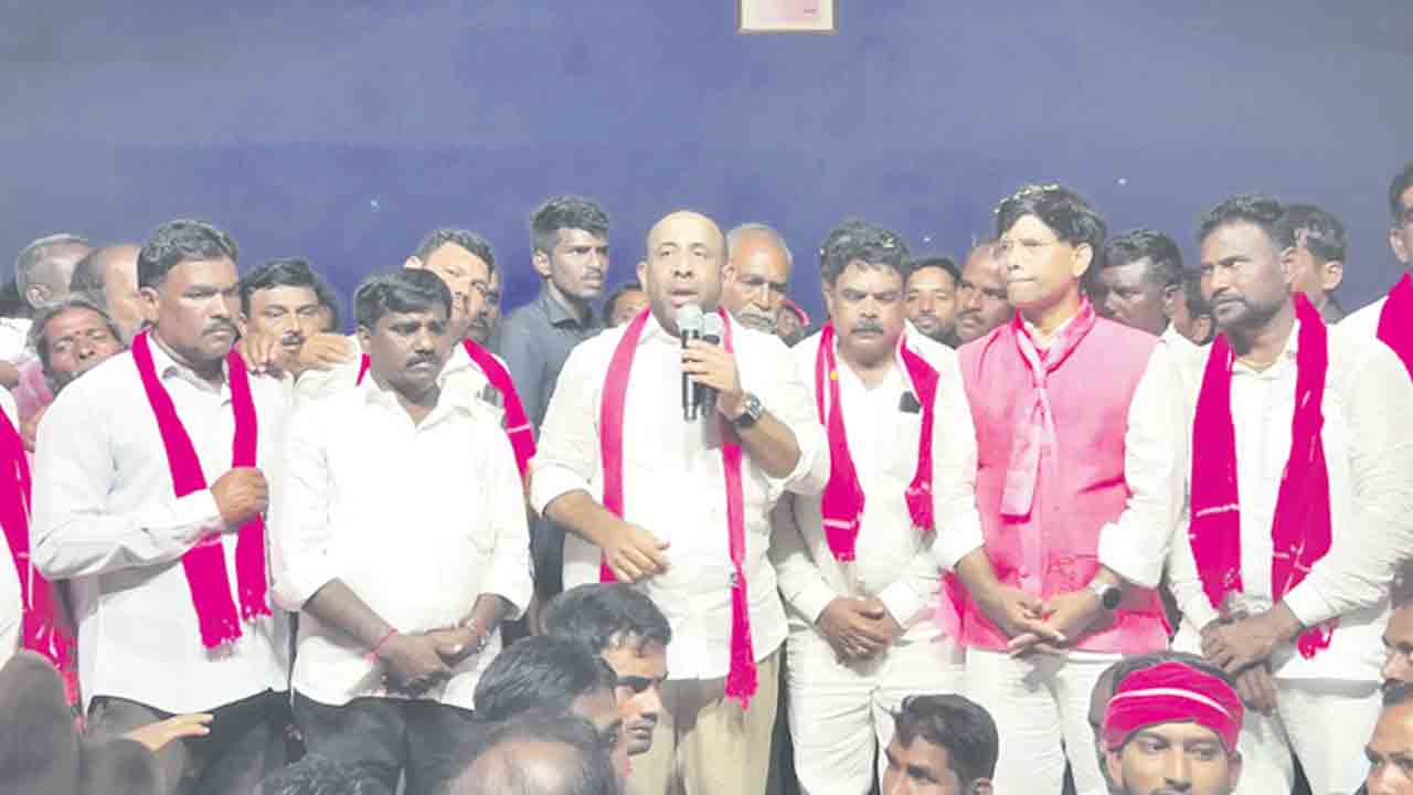 కాంగ్రెస్‌కు ఓటు వేస్తే కష్టాలు తప్పవు..