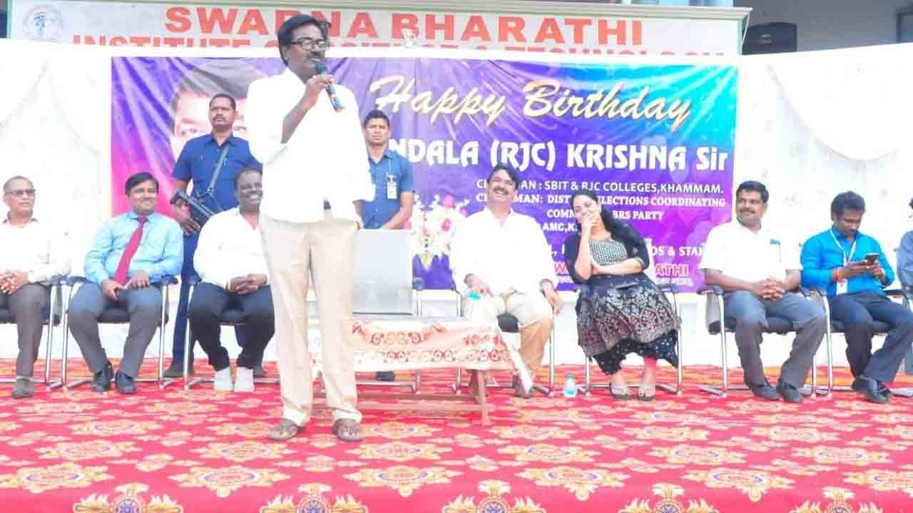 యువతకు ఉద్యోగ కల్పన బాధ్యత నాదే..