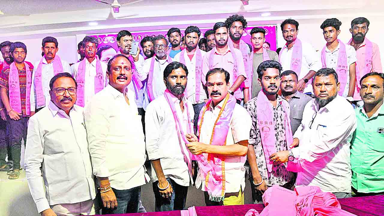 కాంగ్రెస్‌, బీజేపీవి స్వార్థ రాజకీయాలు