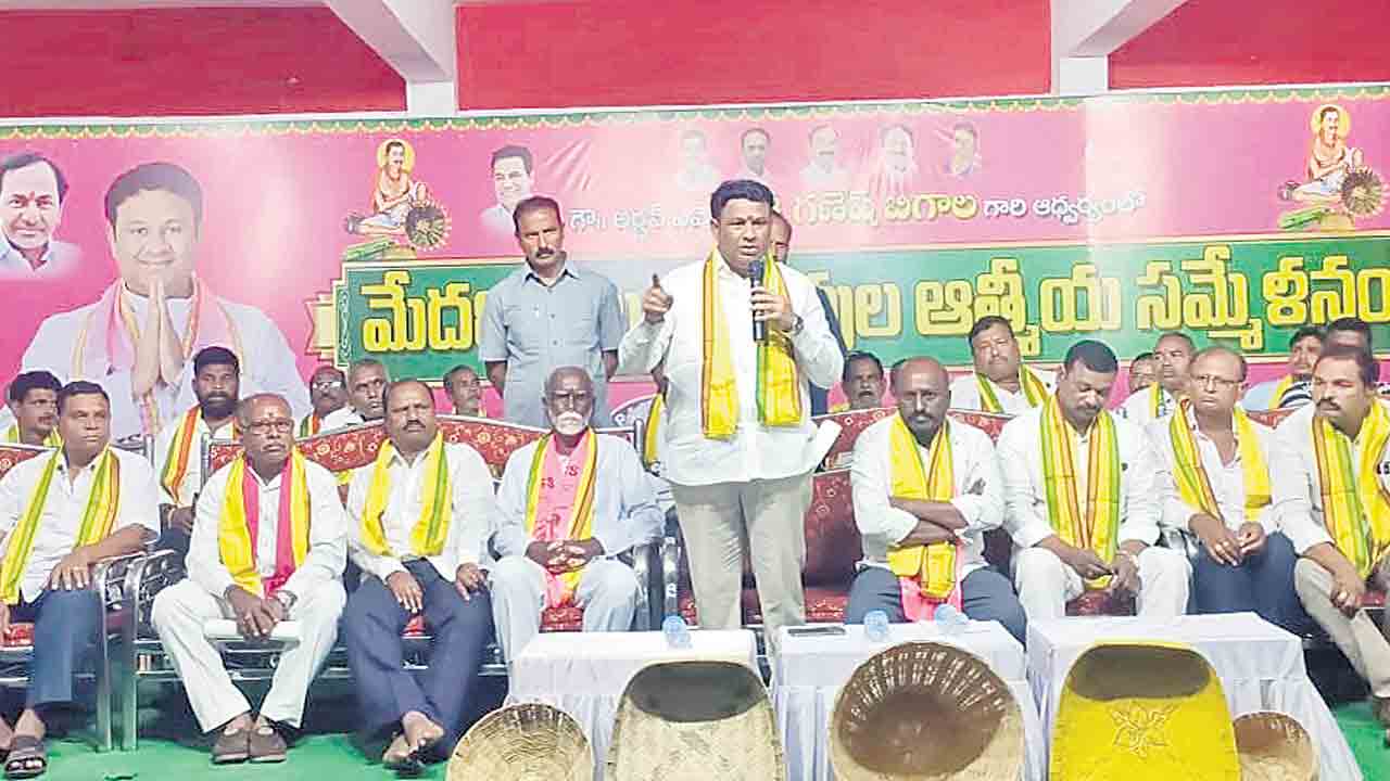 కులవృత్తులకు పూర్వవైభవం