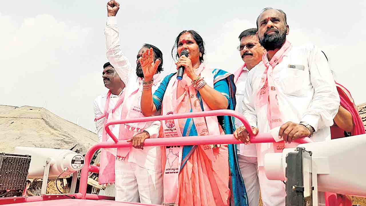 కేసీఆర్‌ బీమాతో ఇంటింటికీ ధీమా