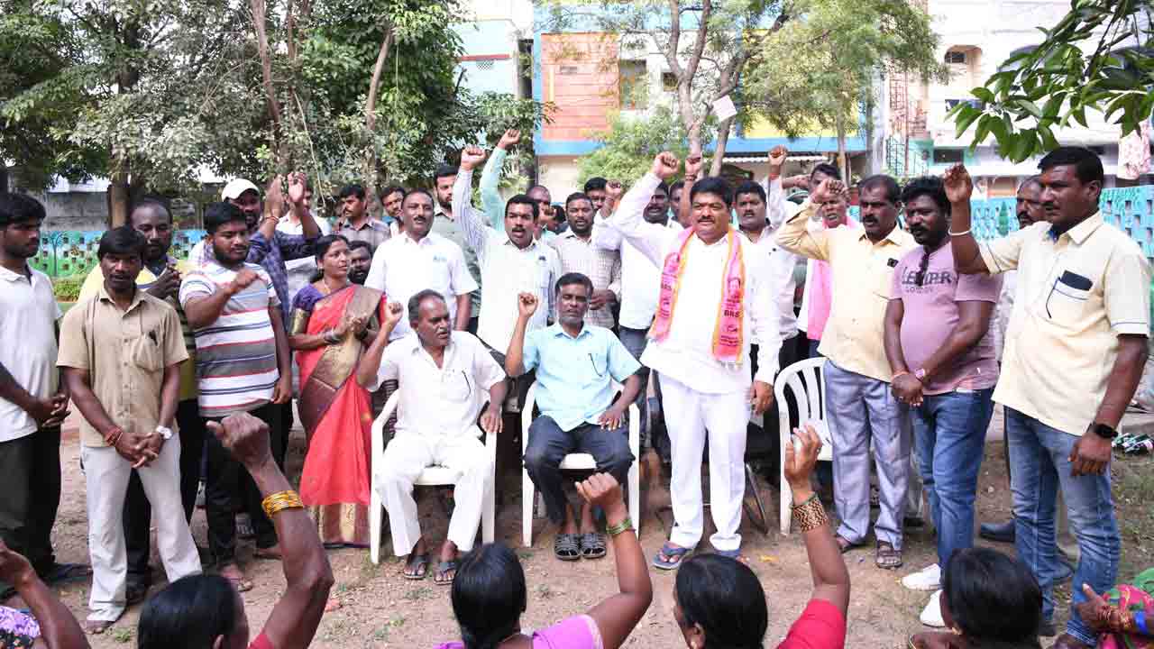 కాంగ్రెస్‌కు ఓటు వేస్తే వృథా