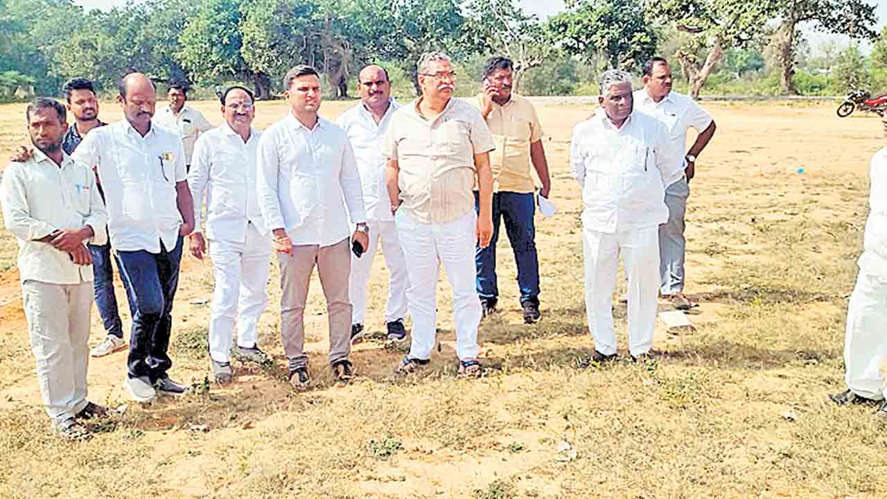 సీఎం సభకు భారీ ఏర్పాట్లు