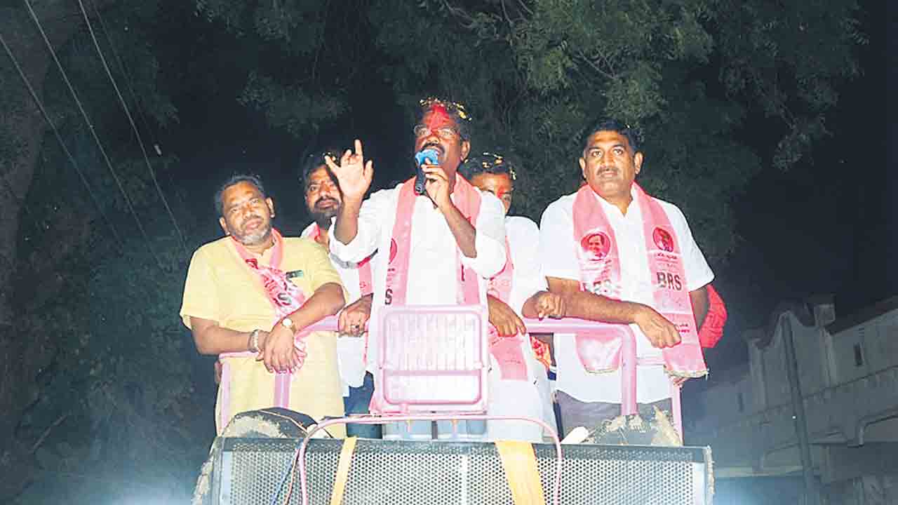 నీళ్లందించిన చరిత్ర బీఆర్‌ఎస్‌ ప్రభుత్వానిదే