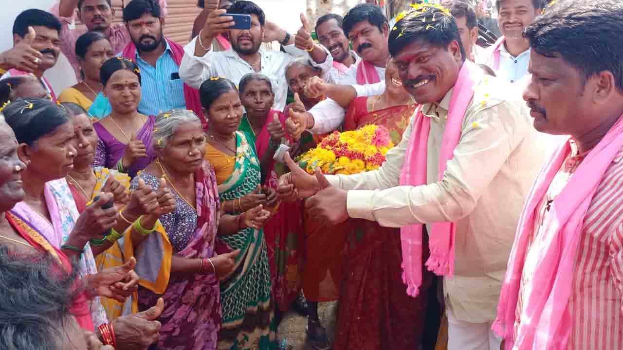 పెద్దికి బ్రహ్మరథం