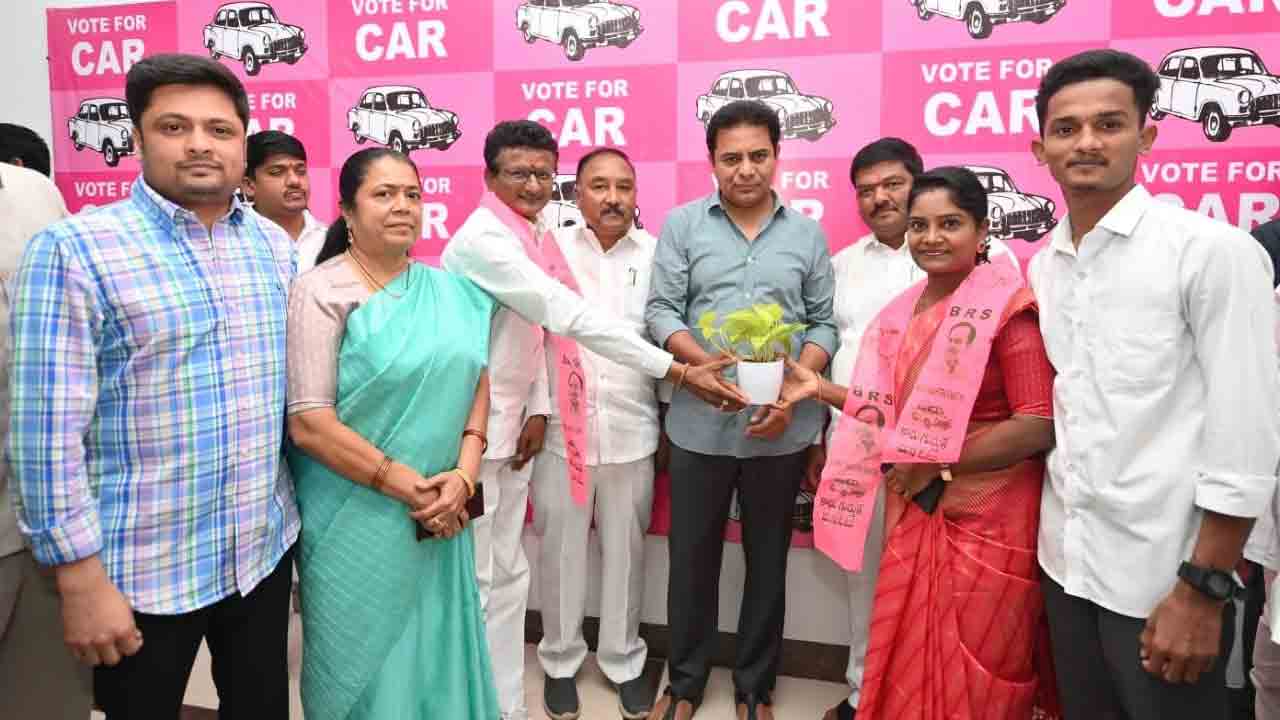 బీఆర్‌ఎస్‌లో భారీగా చేరికలు