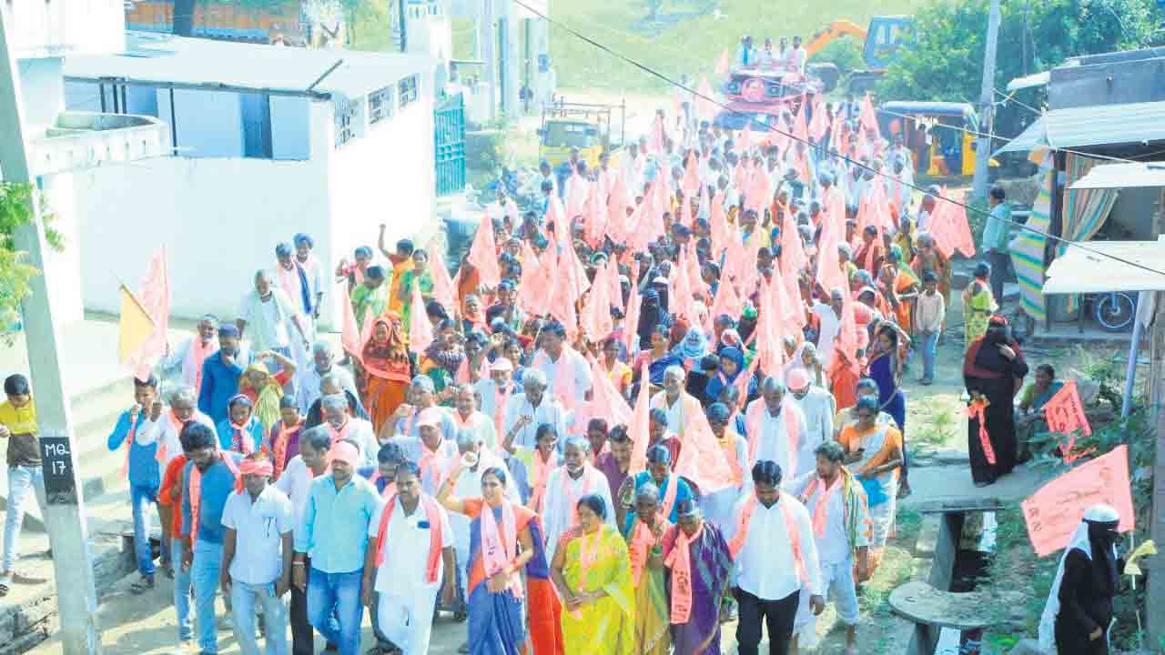 మరింత అభివృద్ధి కోసం షకీల్‌ను గెలిపించాలి