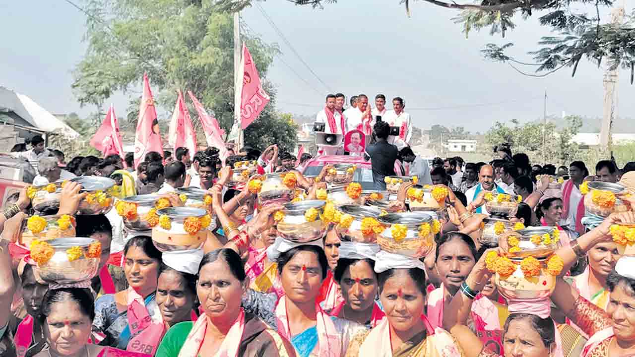 బీఆర్‌ఎస్‌తోనే అభివృద్ధి, సంక్షేమం