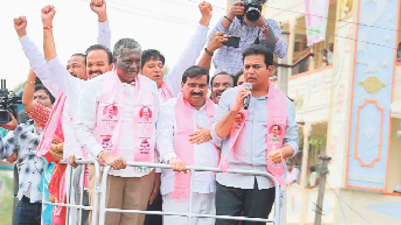 సంవత్సరంలో కృష్ణాజలాలు