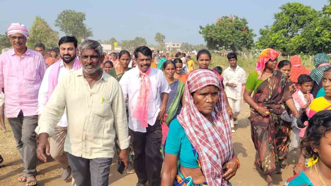 సీఎం సభకు కదిలిన బీఆర్‌ఎస్‌ సైన్యం