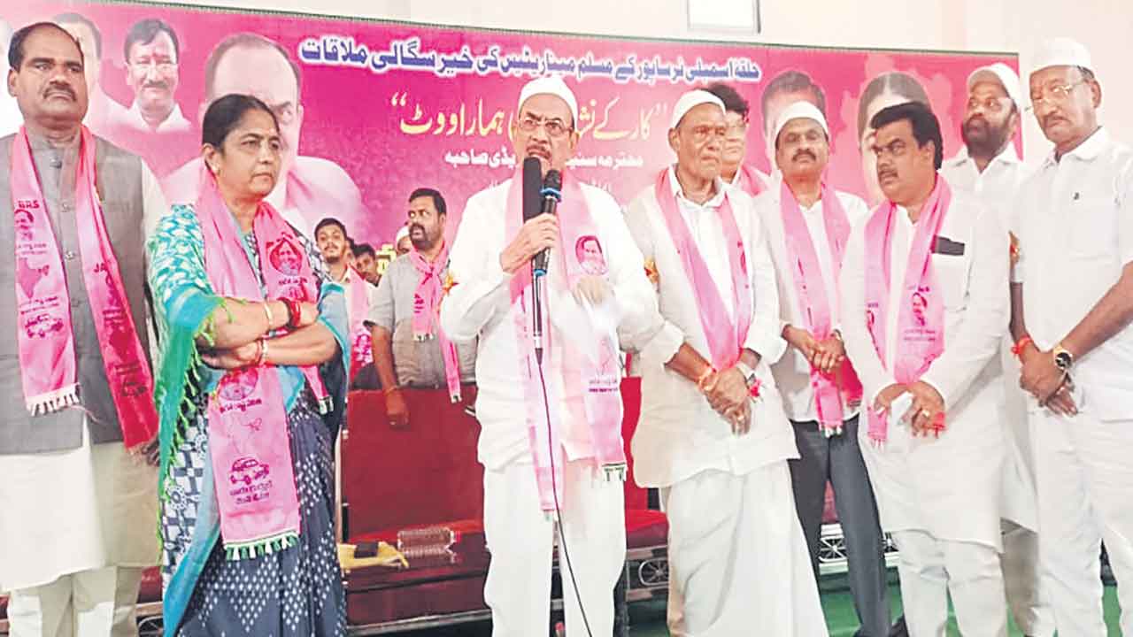 సునీతారెడ్డిని భారీ మెజార్టీతో గెలిపించాలి