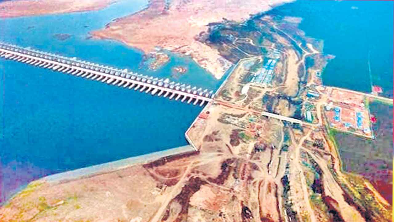 తెలంగాణ ప్రగతి దేశానికే దిక్సూచి