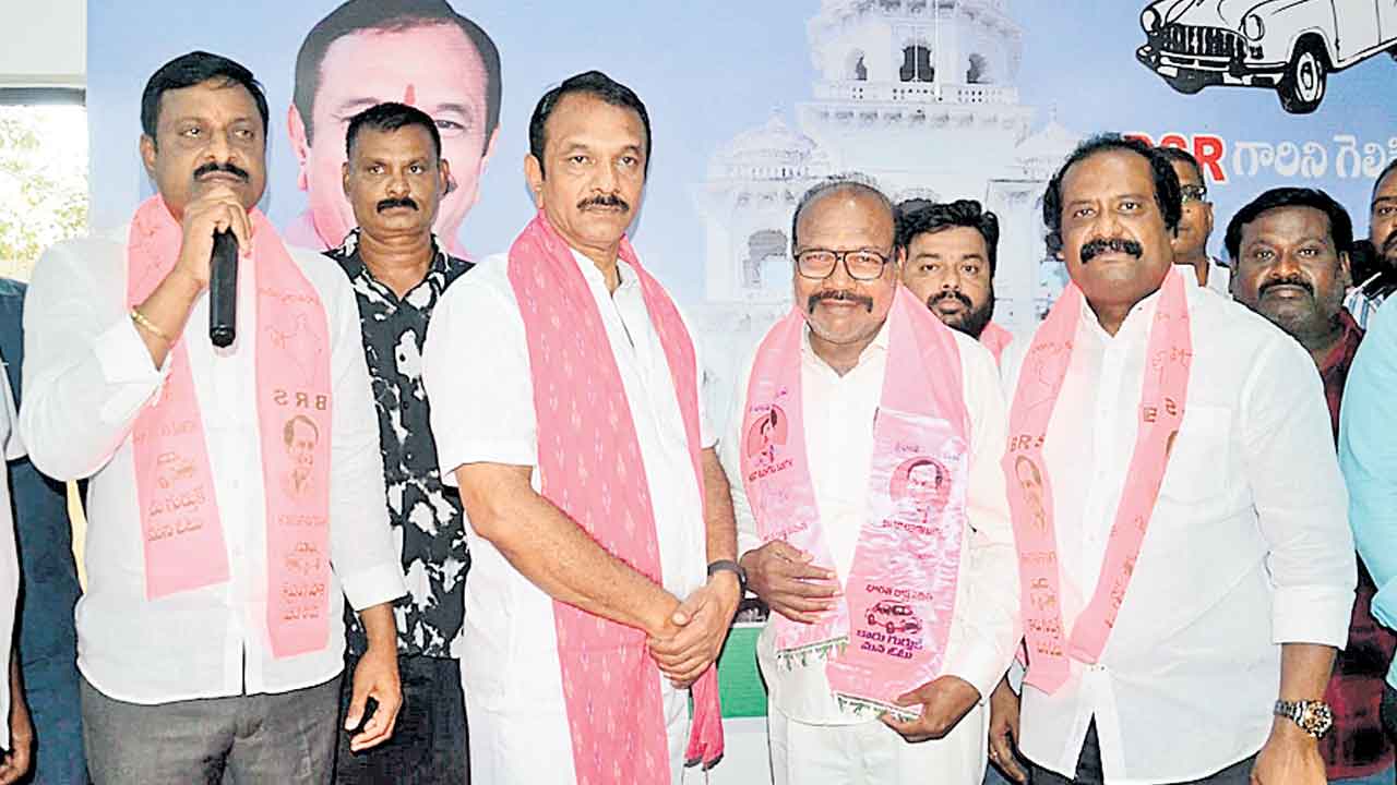 కాంగ్రెస్,బీజేపీలకు బుద్ధి చెప్పండి