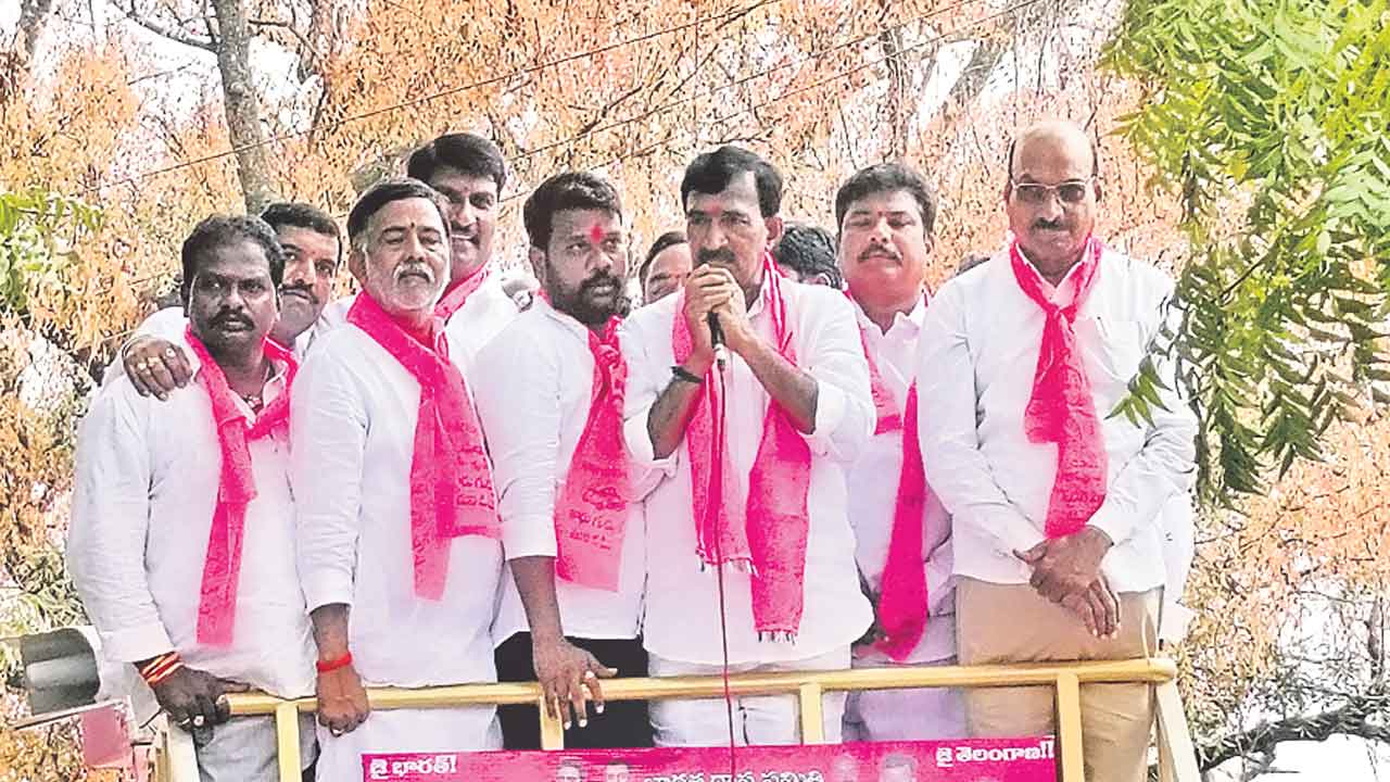 కేసీఆర్‌తోనే అభివృద్ధి