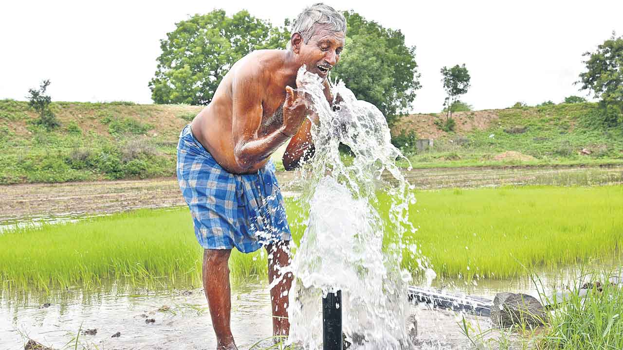 ఉచిత విద్యుత్‌ స్వర్ణయుగం