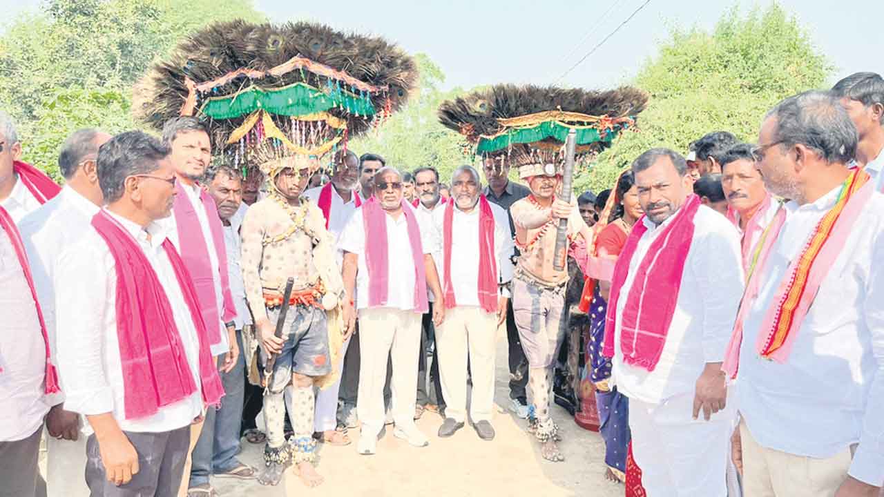 బీఆర్‌ఎస్‌తోనే అభివృద్ధి సాధ్యం