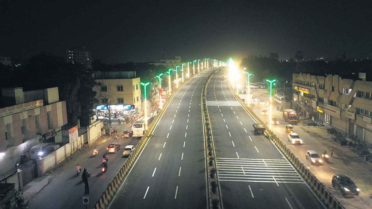 నాడు ట్రాఫికర్‌.. నేడు బేఫికర్‌