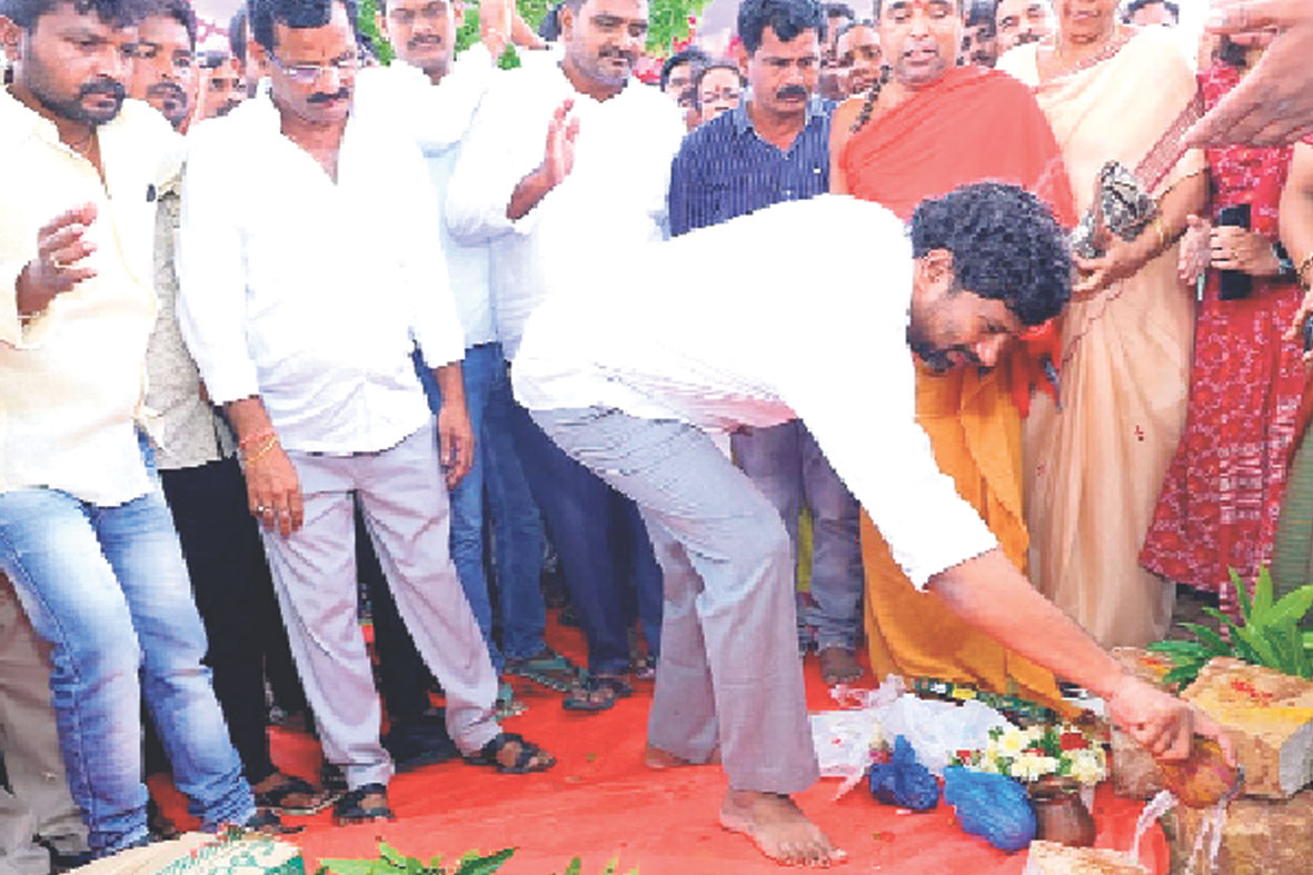 ఆర్టీసీ బస్‌ డిపోఆకాంక్షను నెరవేర్చి..