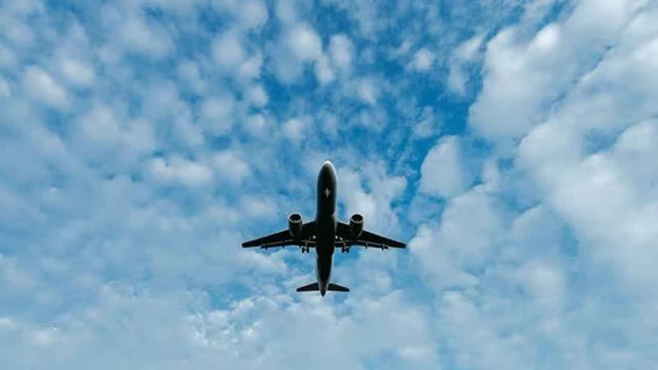 ఇంఫాల్‌ ఎయిర్‌పోర్టు వద్ద యూఎఫ్‌వో!