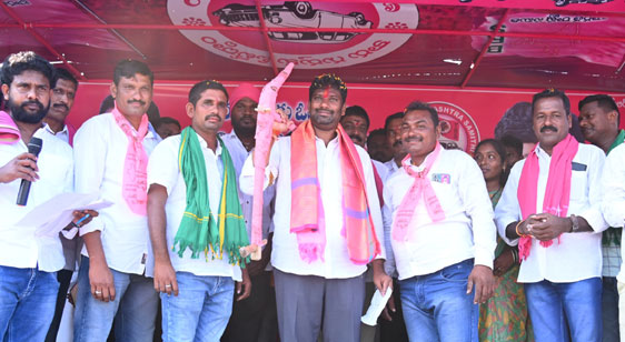 పల్లె పల్లెనా ప్రచార హోరు