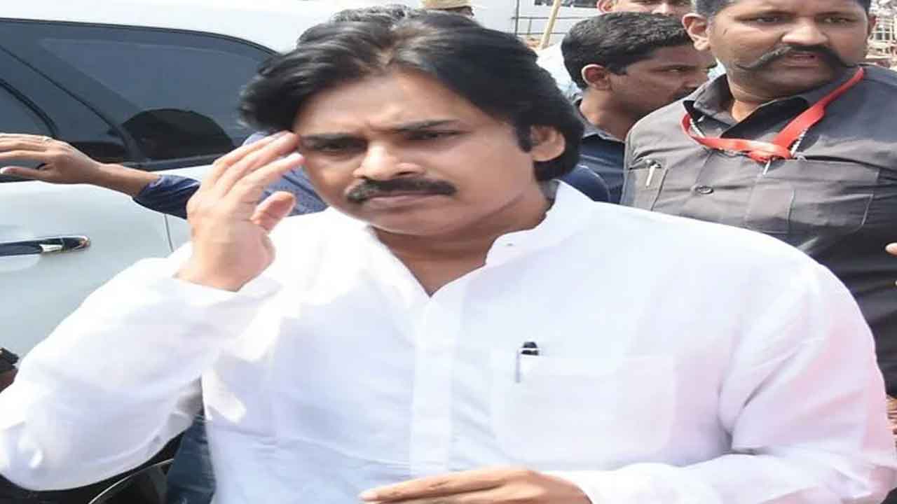 Pawan Kalyan | పవన్‌ నీకు సిగ్గనిపించడం లేదా.. మోదీతో చేరి విషం చిమ్ముతవా? భగ్గుమన్న తెలంగాణ సమాజం