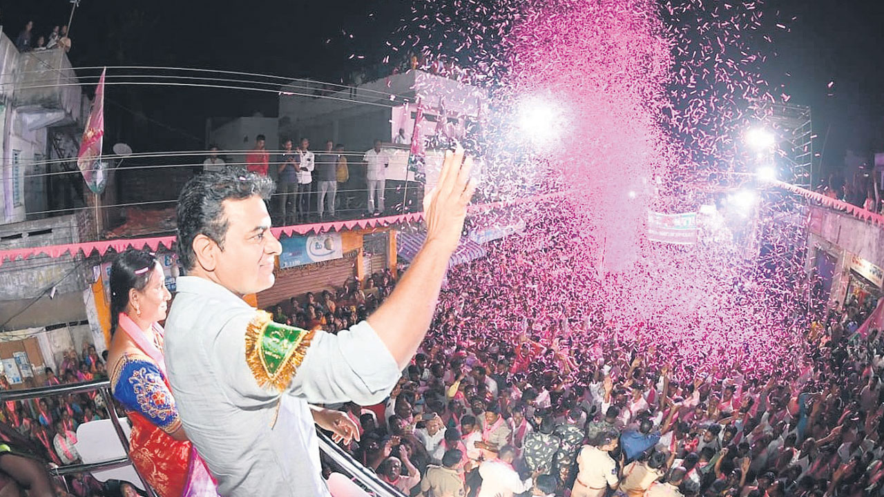 కారు.. టాప్‌గేర్‌