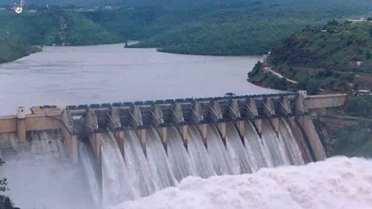 కృష్ణా జలాల పంపిణీపై విచారణ కొనసాగాల్సిందే