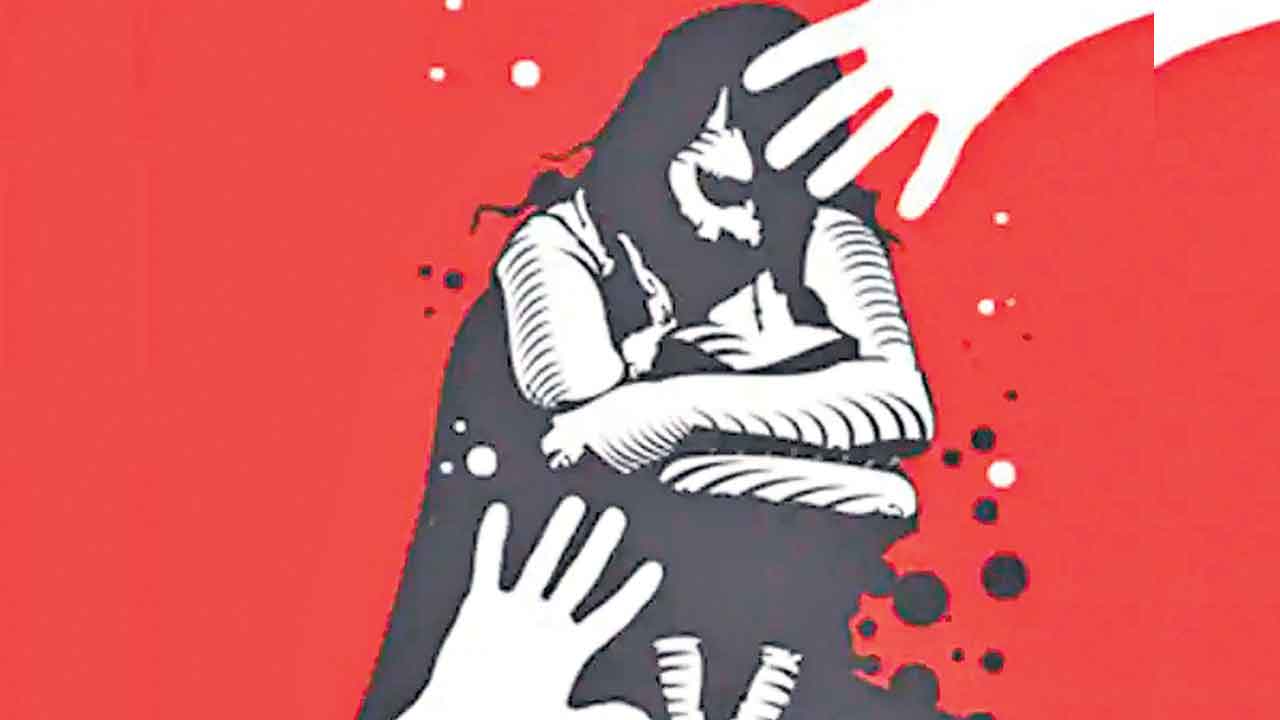 Dalit Woman | దళిత మహిళను రేప్‌ చేసి.. మూడు ముక్కలుగా నరికి.. యూపీలో ఘోరం..