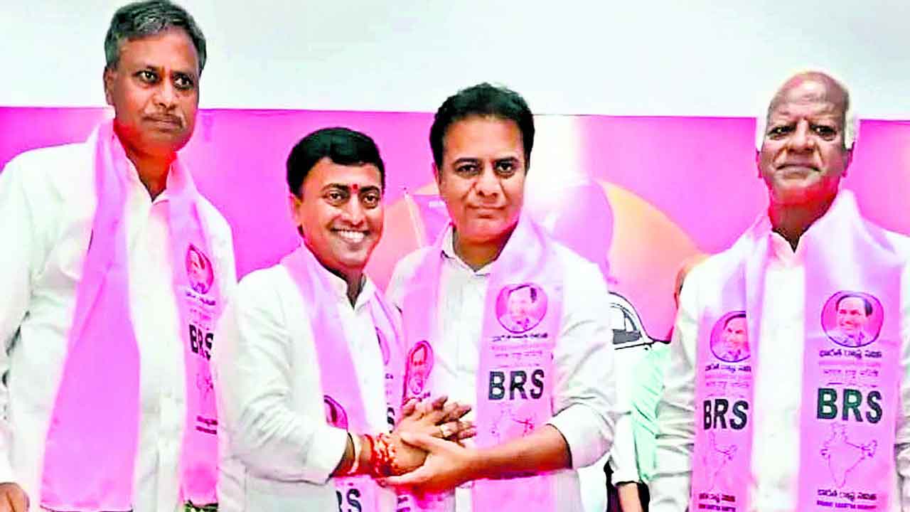 బీఆర్‌ఎస్‌లోకి రాకేశ్‌రెడ్డి