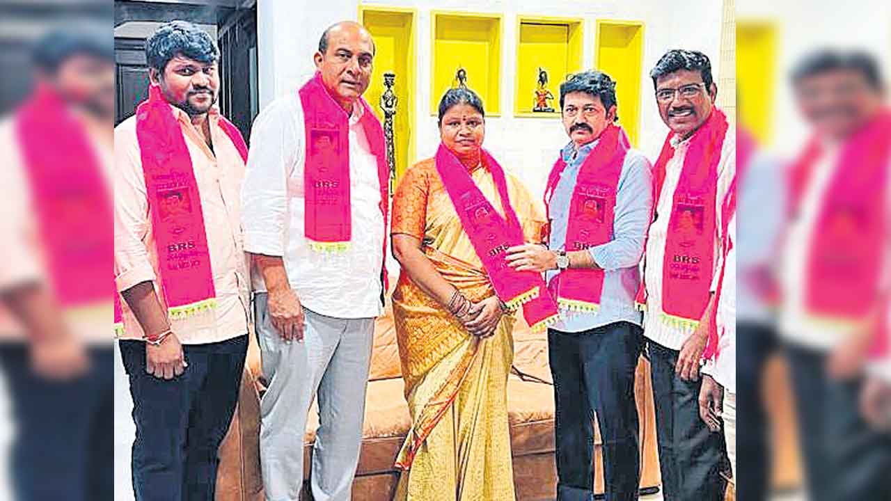 ములుగులో కాంగ్రెస్‌కు బిగ్‌షాక్‌