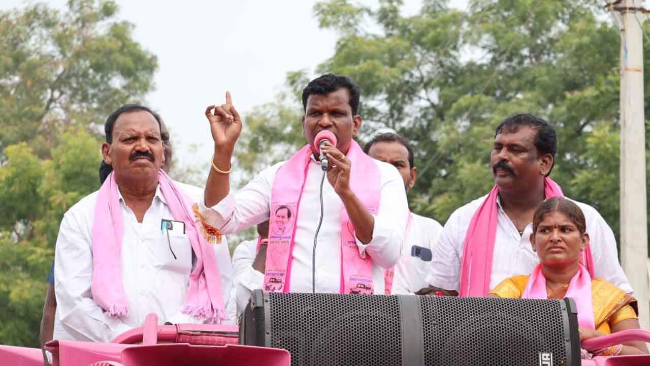 సీఎం కేసీఆర్‌తోనే తెలంగాణ భవిత భద్రం