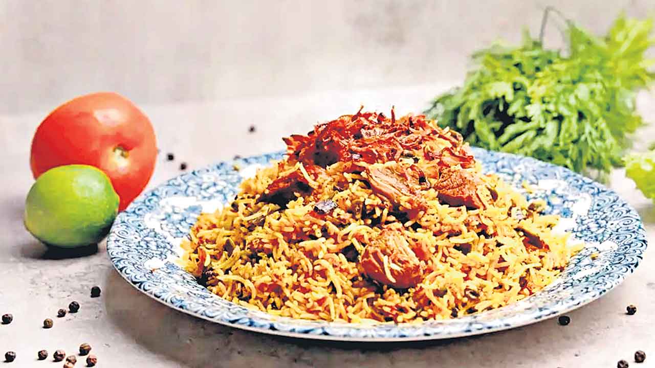 సింగపూర్‌ పోటీలో విజేతగా బిర్యానీ