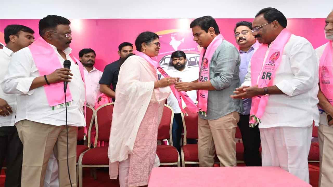 కాంగ్రెస్‌కు బిగ్‌ షాక్‌