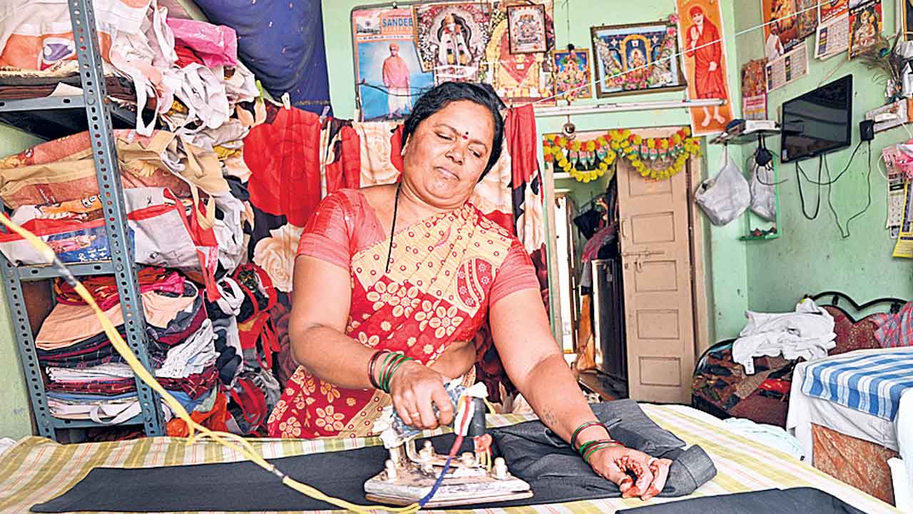 కామారెడ్డిలో వార్‌ వన్‌సైడే!