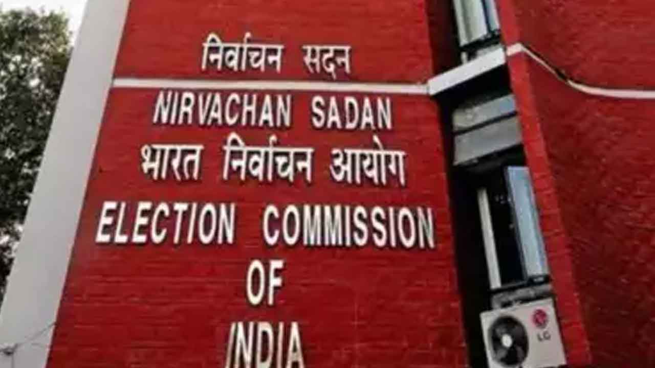 తొలిరోజు 100 నామినేషన్లు