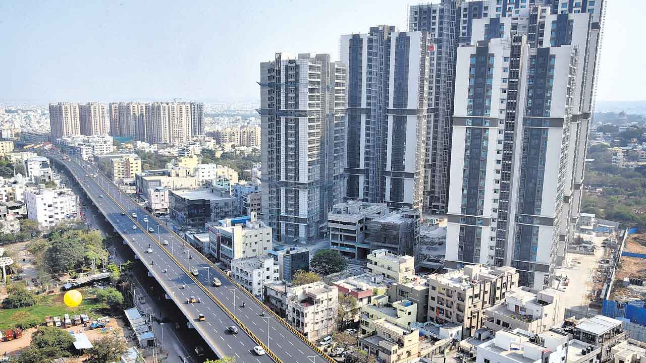 నాన్‌స్టాప్‌ ఫ్లైఓవర్‌..