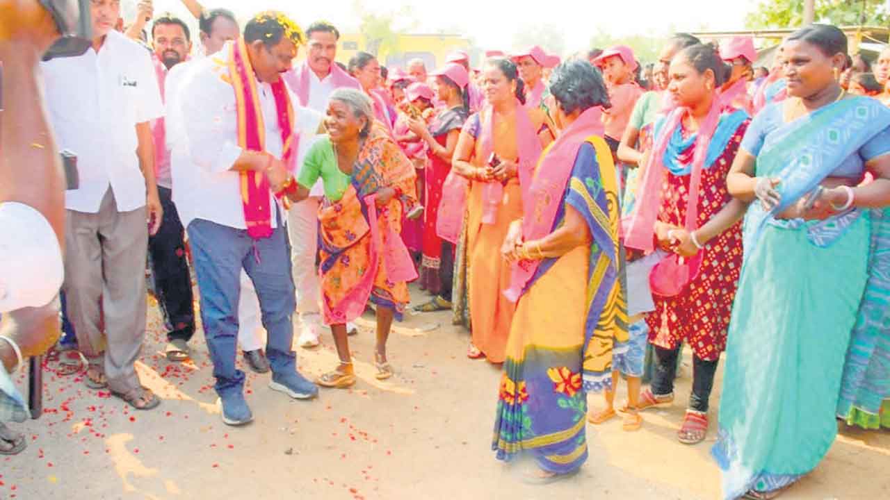 మీ ఓటు రైతుబంధుకా.. రాబందులకా..?