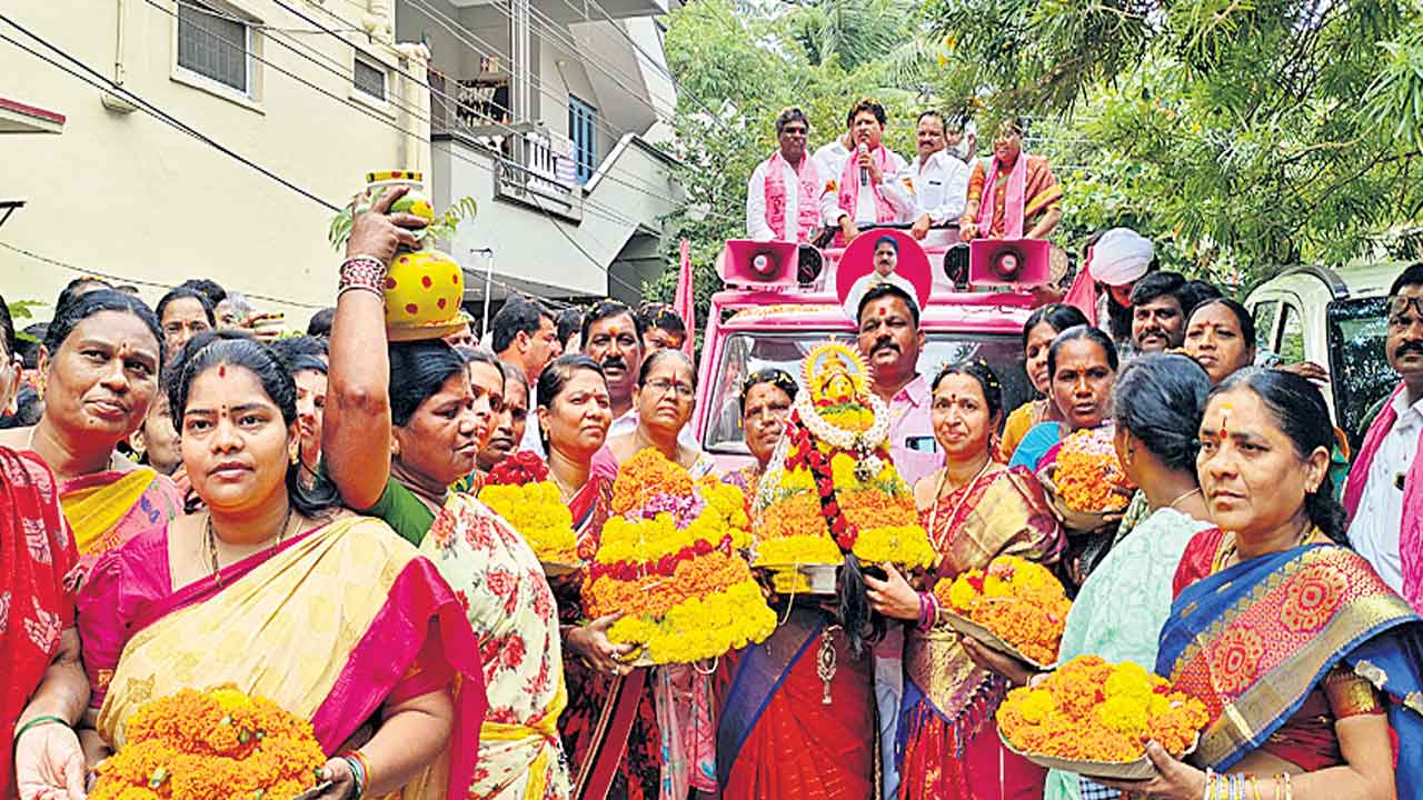 మాధవరం కృష్ణారావుకే మా మద్దతు..