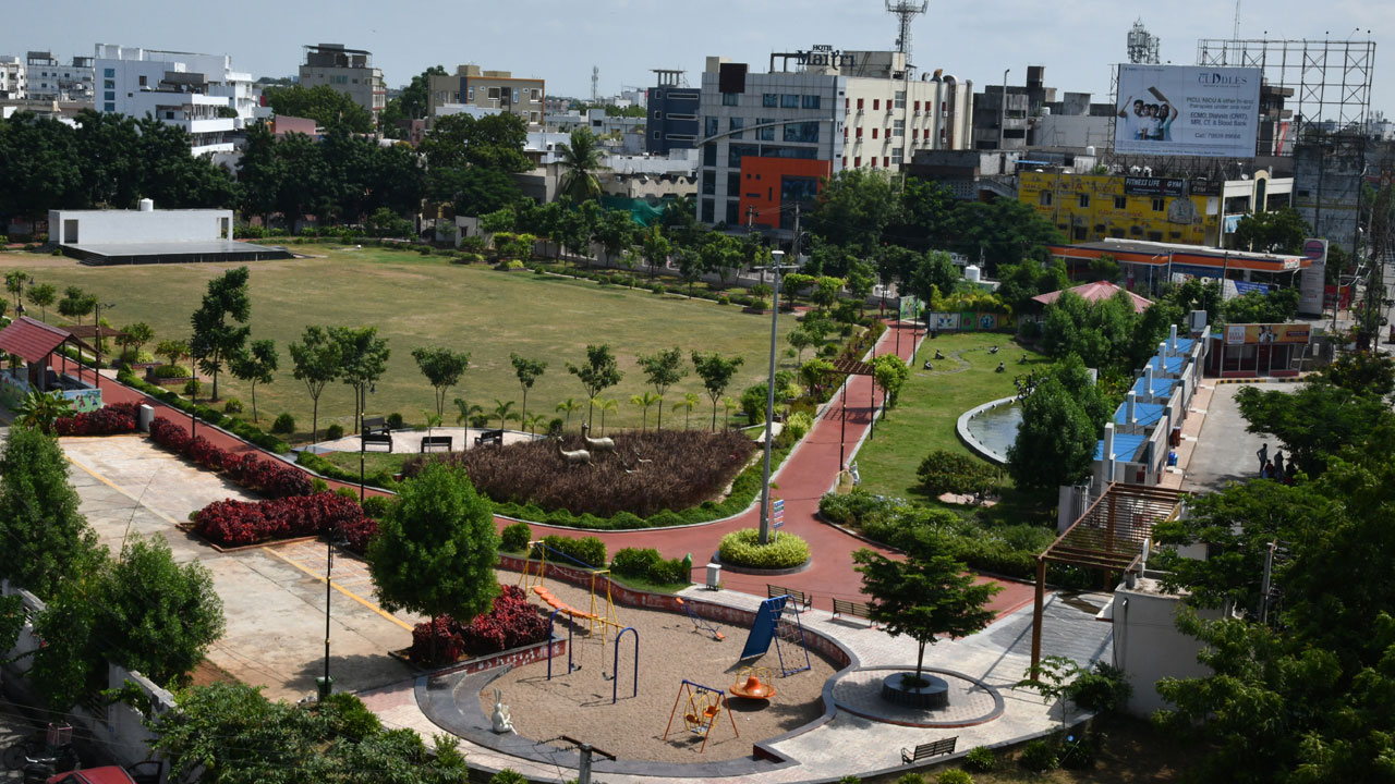 అభివృద్ధే మంత్రం